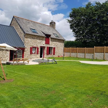 "La Maison De Dana" Entre St Malo & Mt St Michel Epiniac Bagian luar foto